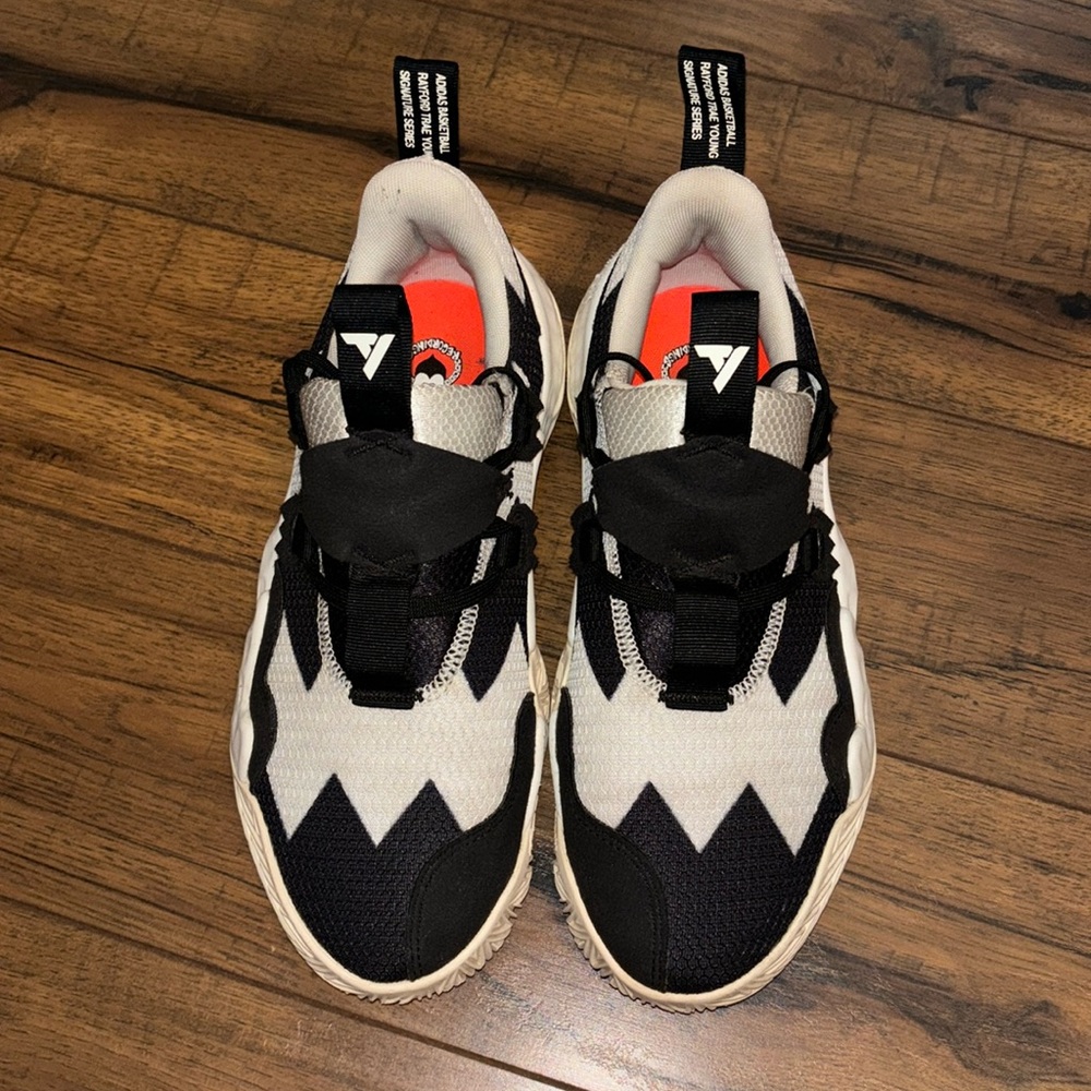 Adidas Trae Young 1 Basketball Sneakers Core Black/White